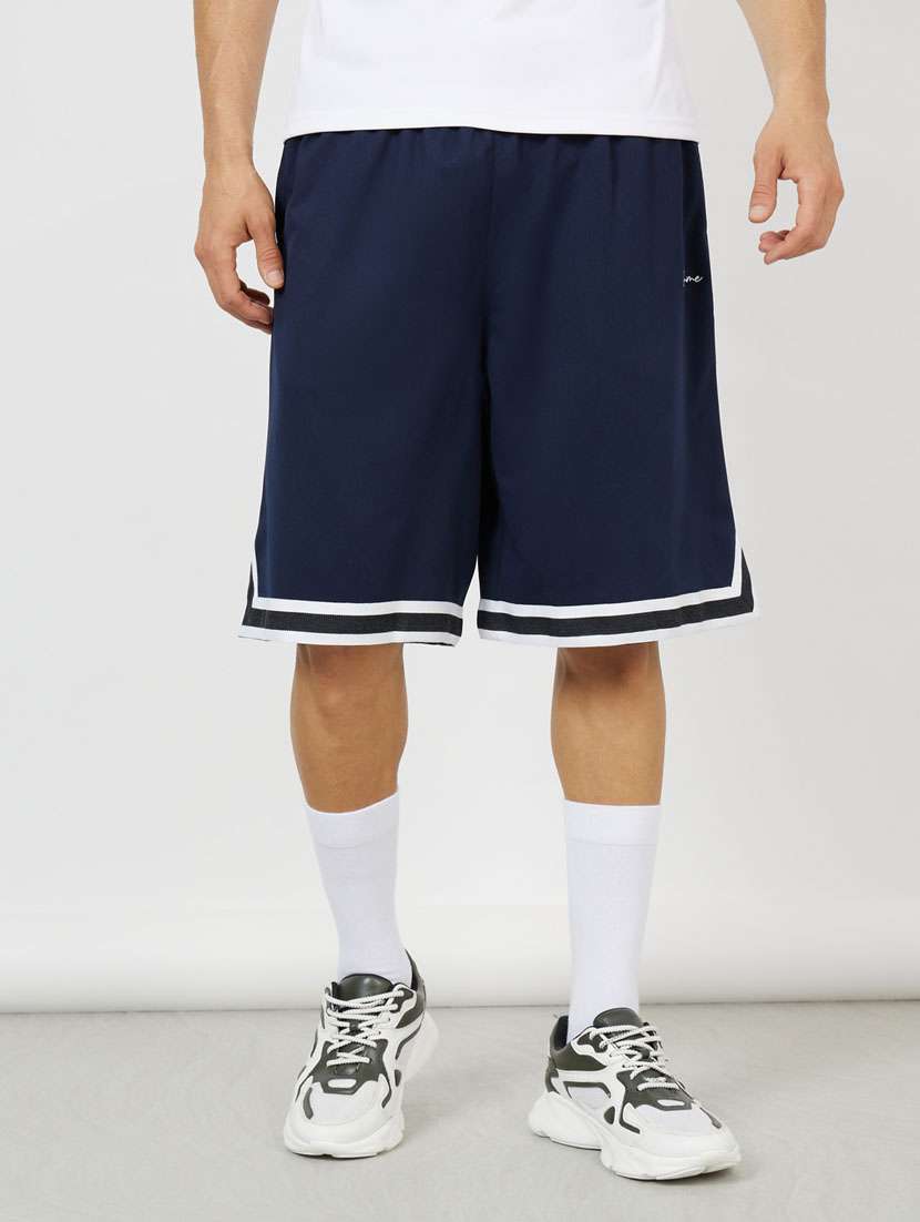 men navy blue solid short