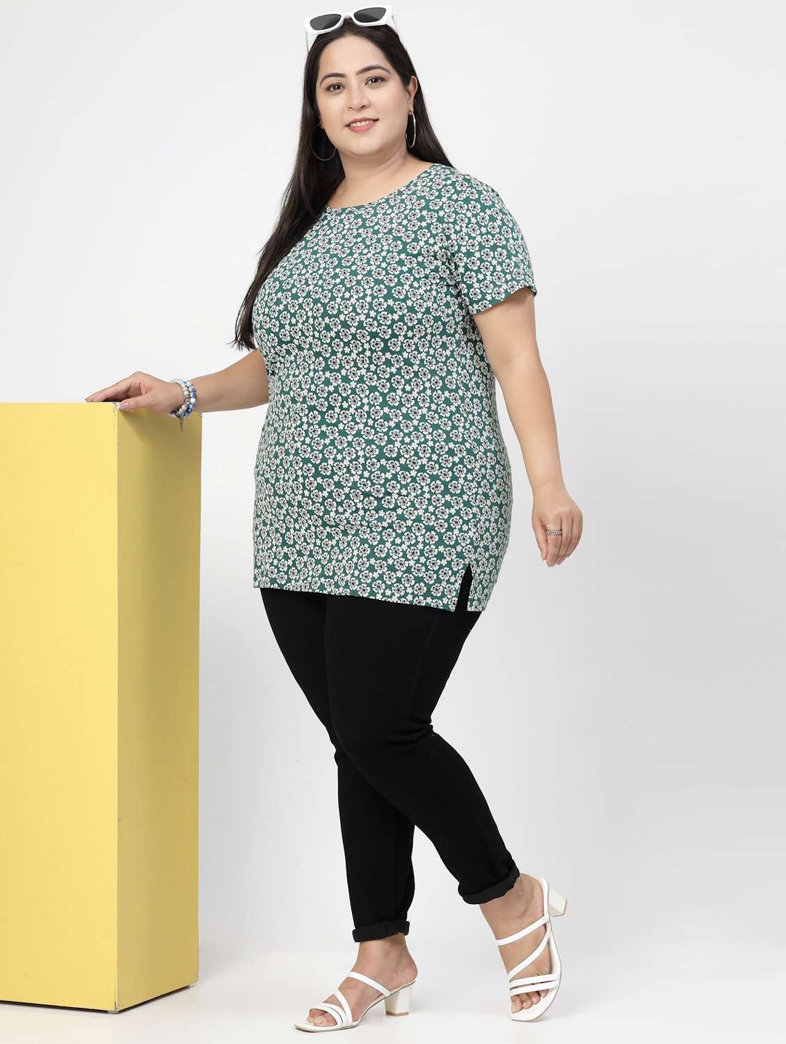 women plus size printed t-shirt - 21283312 -  Standard Image - 4