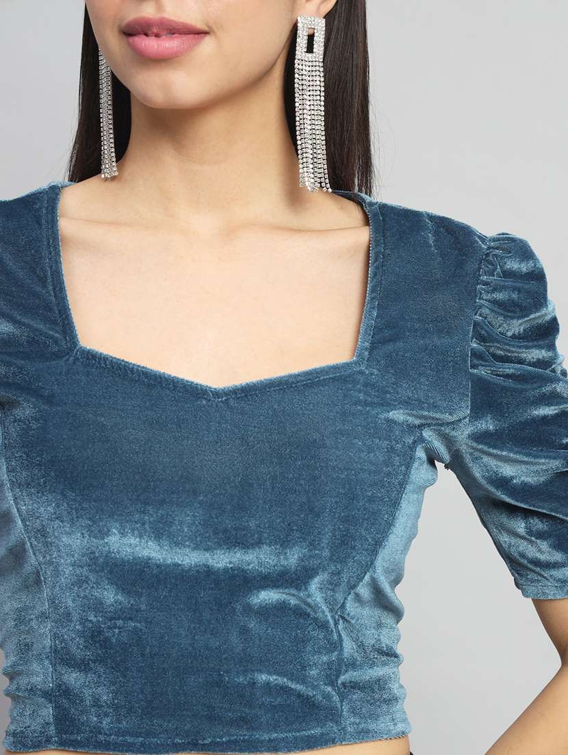 women sweetheart neck solid crop top - 21285975 - Standard Image - 4