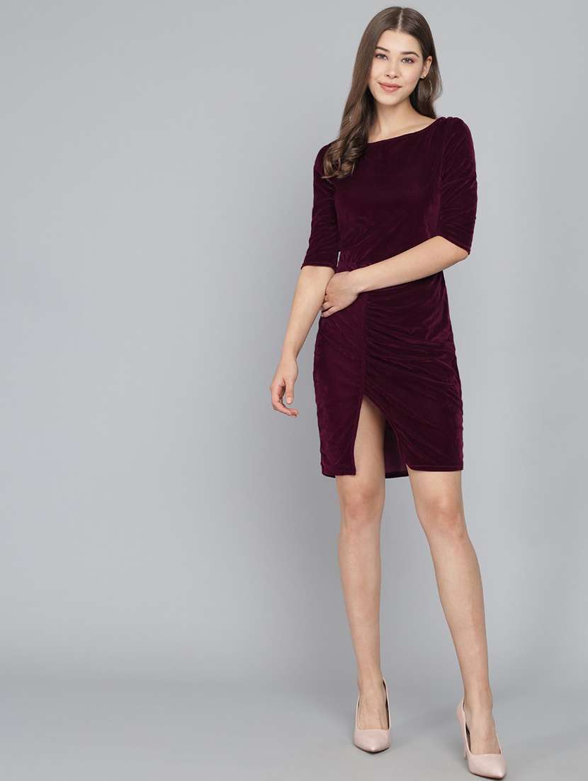 women solid maroon bodycon dress