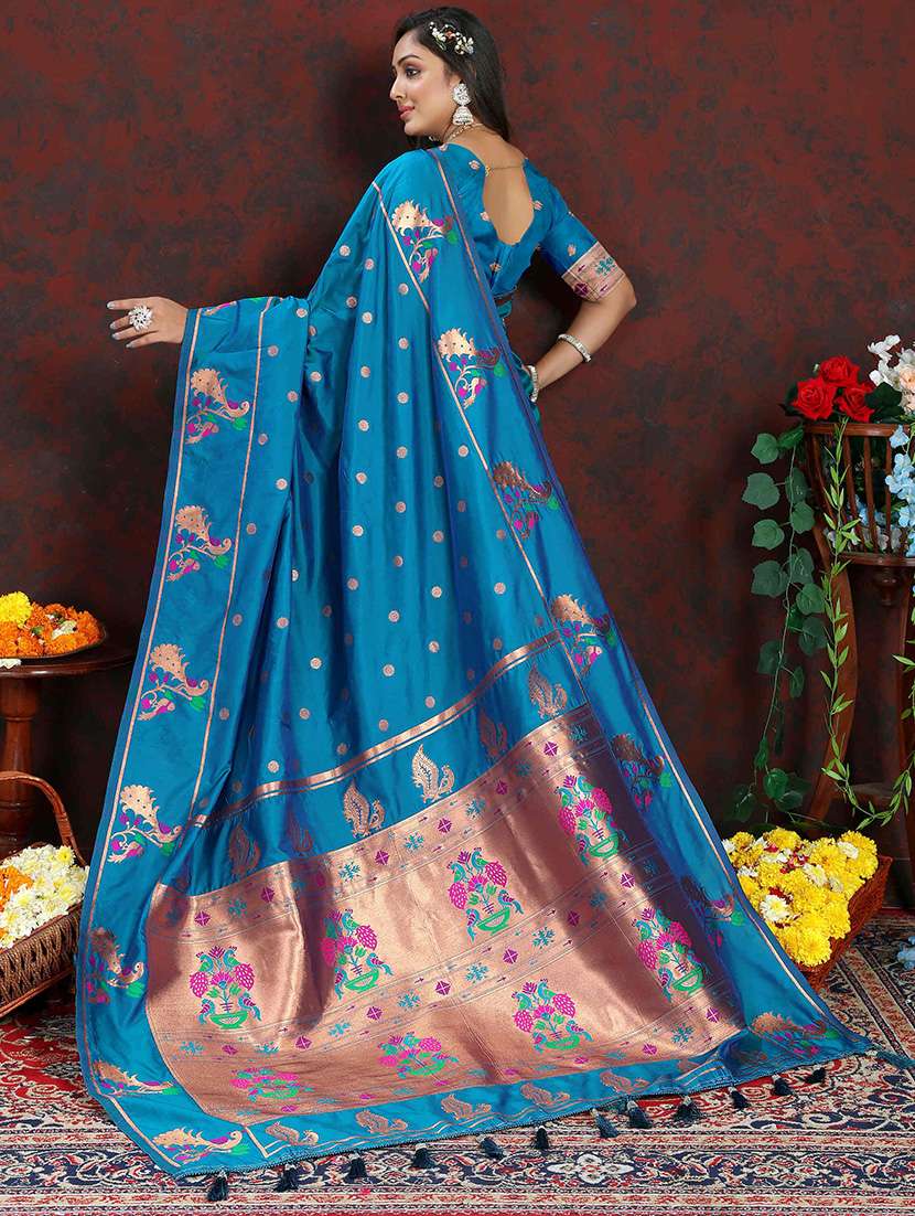 women zari work banarasi saree with blouse - 21286545 - Standard Image - 1