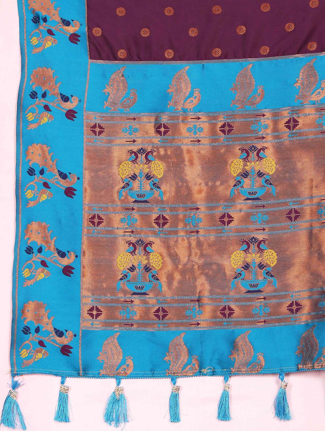 women zari work banarasi saree with blouse - 21286631 - Standard Image - 4