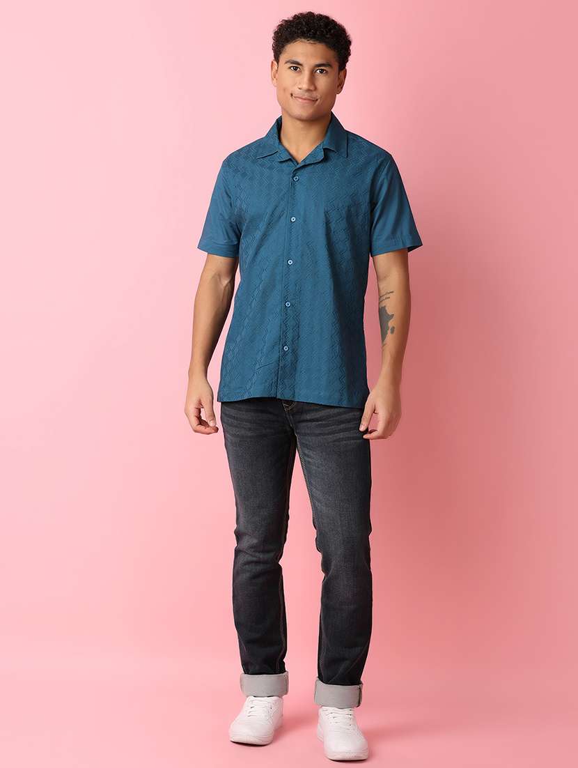 men short sleeves self design casual shirt - 21286928 -  Standard Image - 4