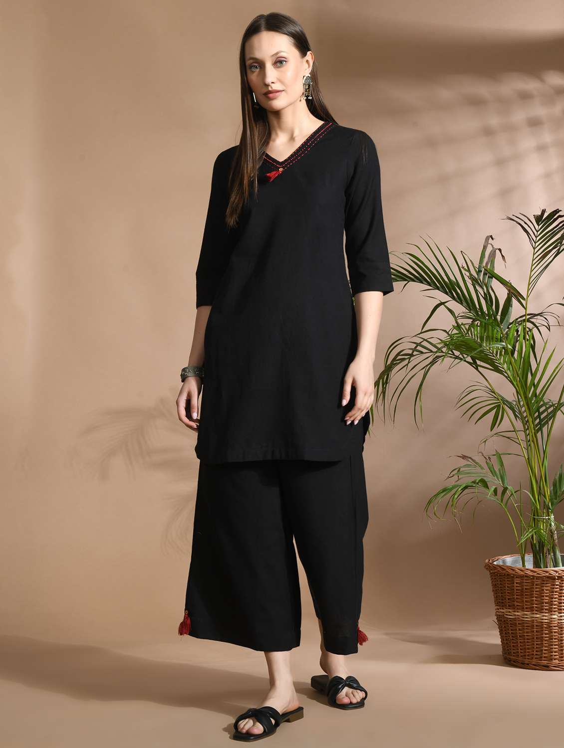 women v neck solids co-ord sets