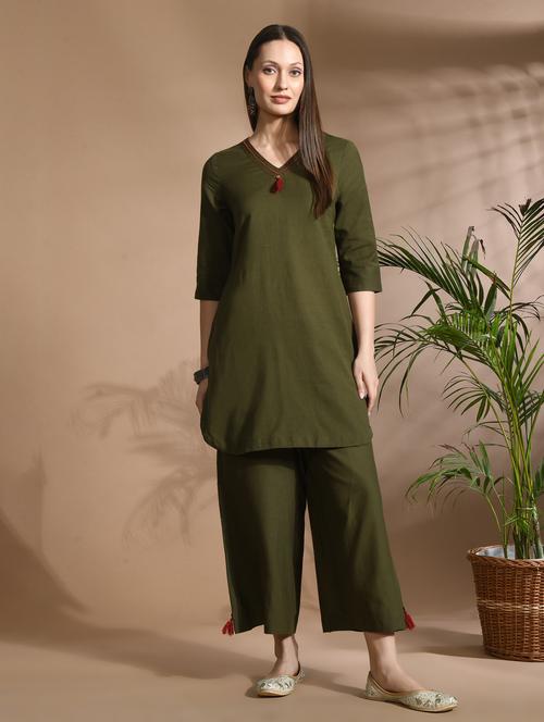 women v neck solids co-ord sets - 21287776 - Standard Image - 0