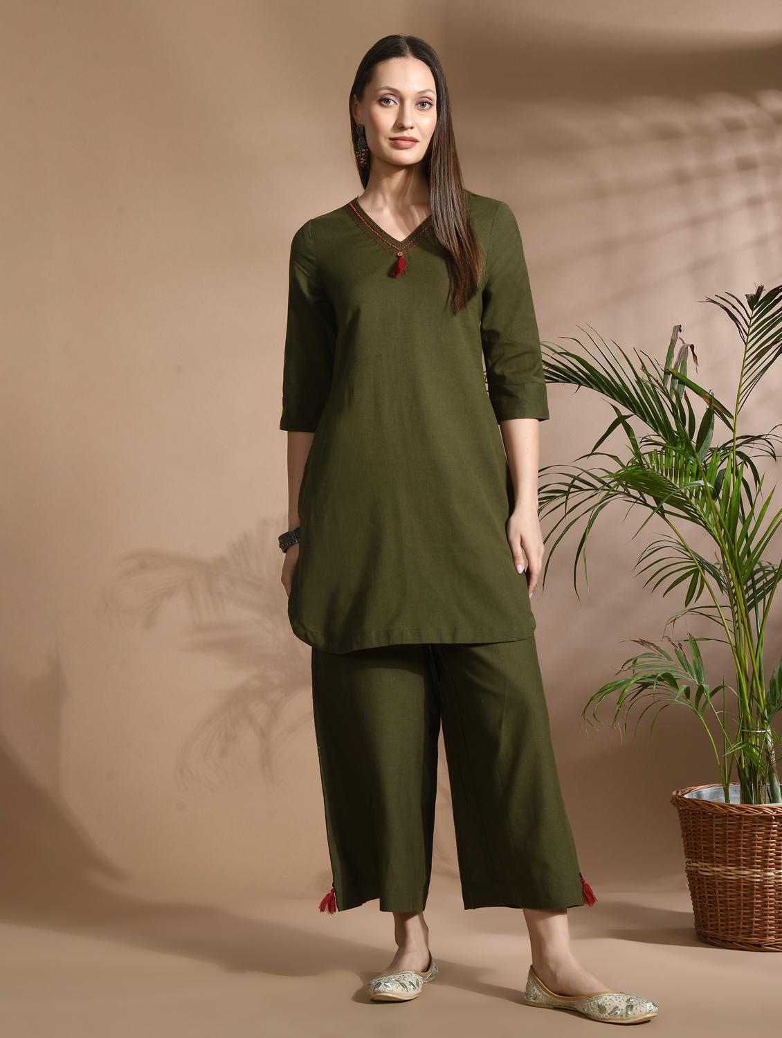 women v neck solids co-ord sets - 21287776 - Zoom Image - 0