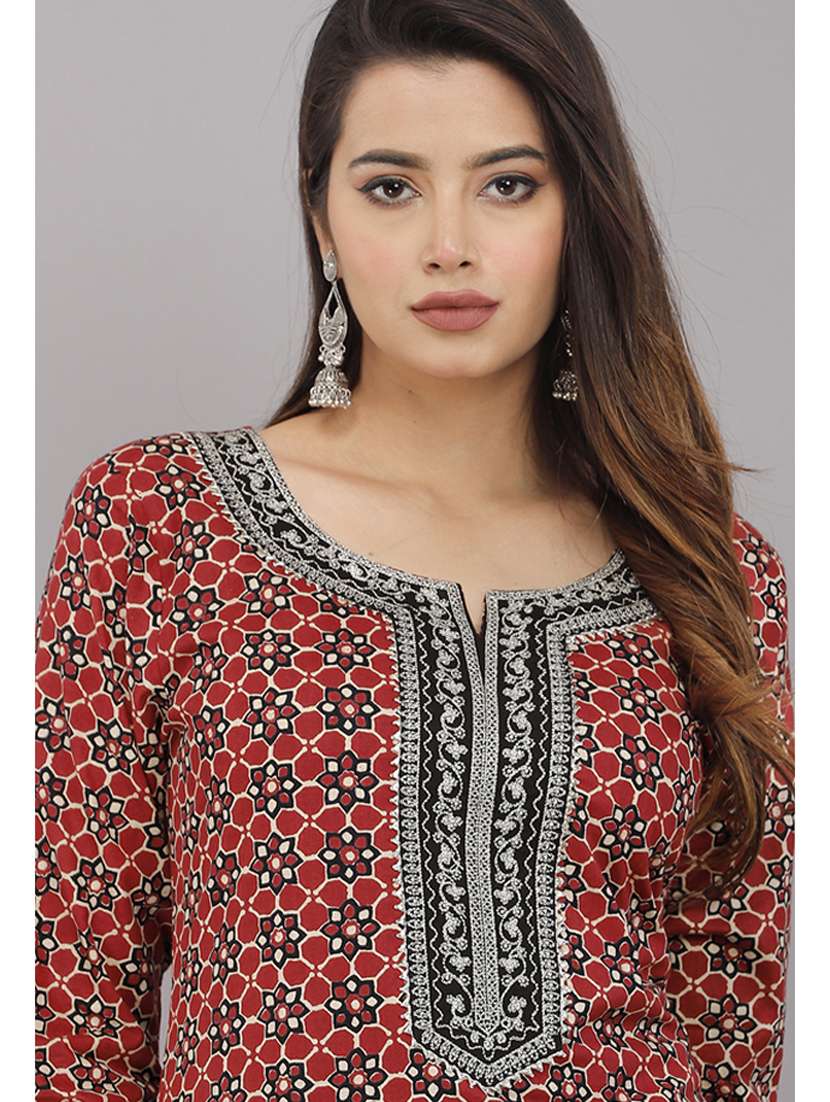 women three quarter sleeve straight kurta - 21288663 - Standard Image - 4