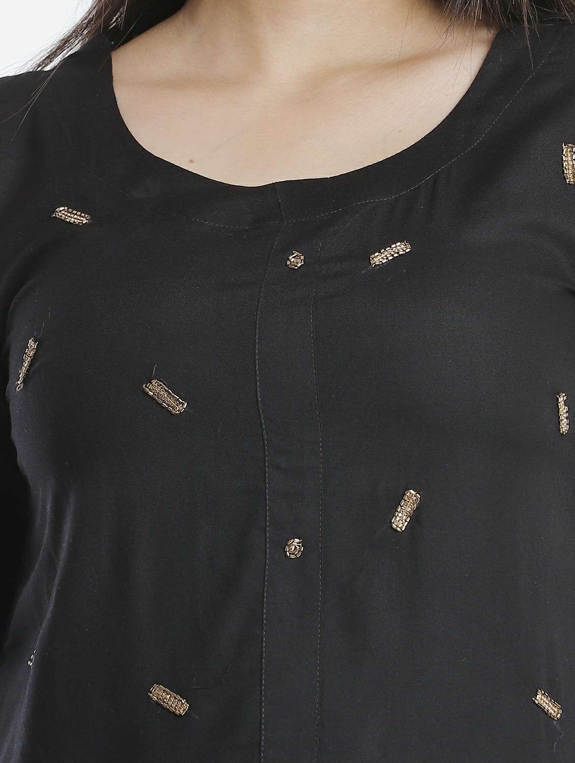women black viscose straight kurta - 21288817 - Standard Image - 4