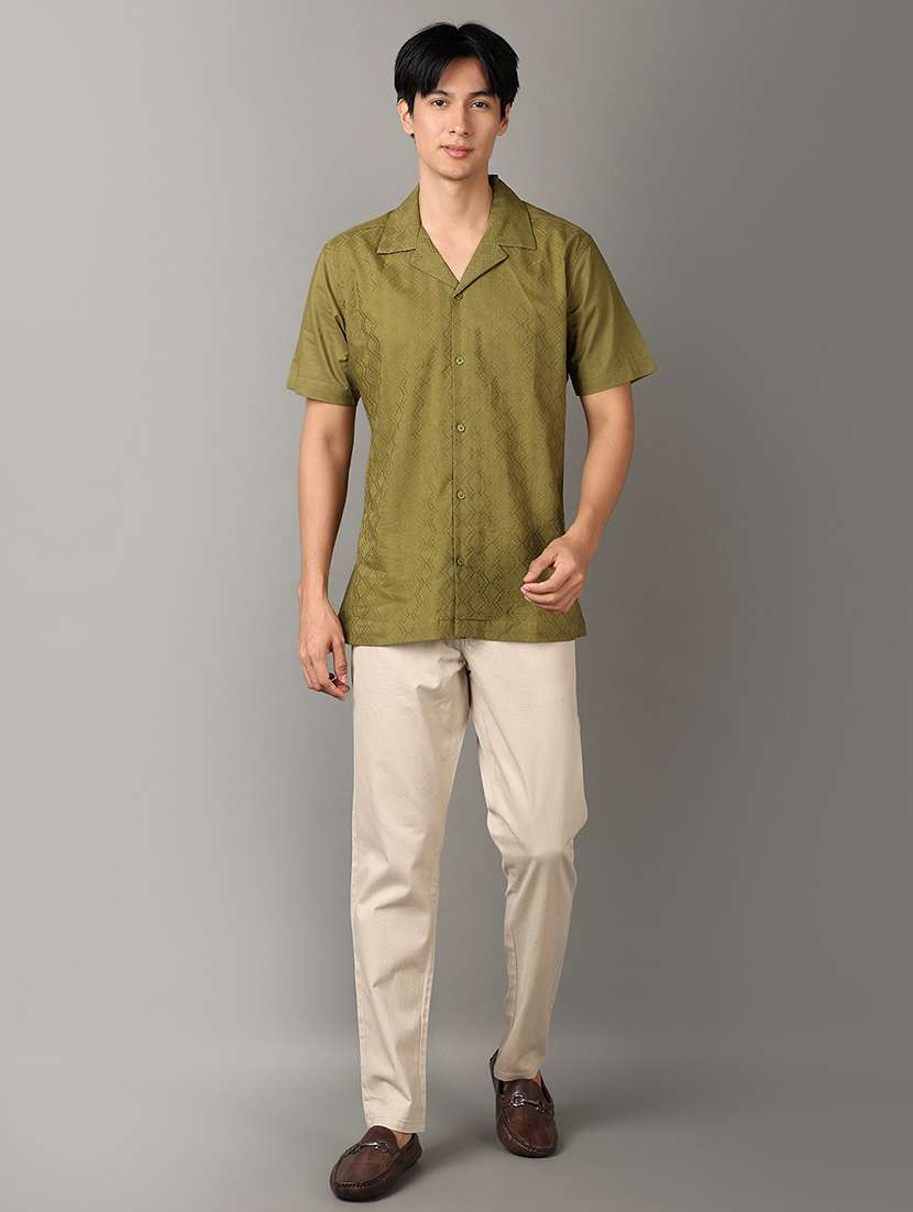 men short sleeves self design casual shirt - 21289686 -  Standard Image - 4