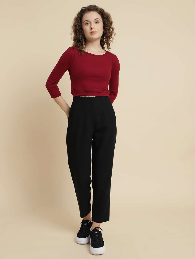 red cotton blend crop tshirt - 21290772 - Standard Image - 4