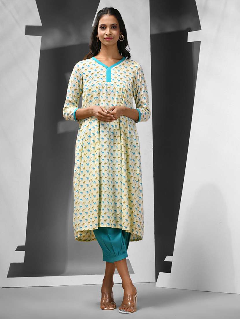 women three quarter sleeve flared kurta - 21291372 -  Zoom Image - 0