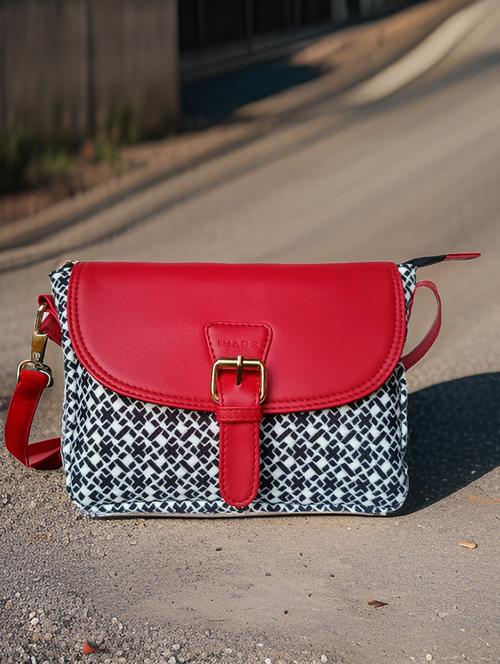 red leatherette handbag - 21292104 -  Standard Image - 0