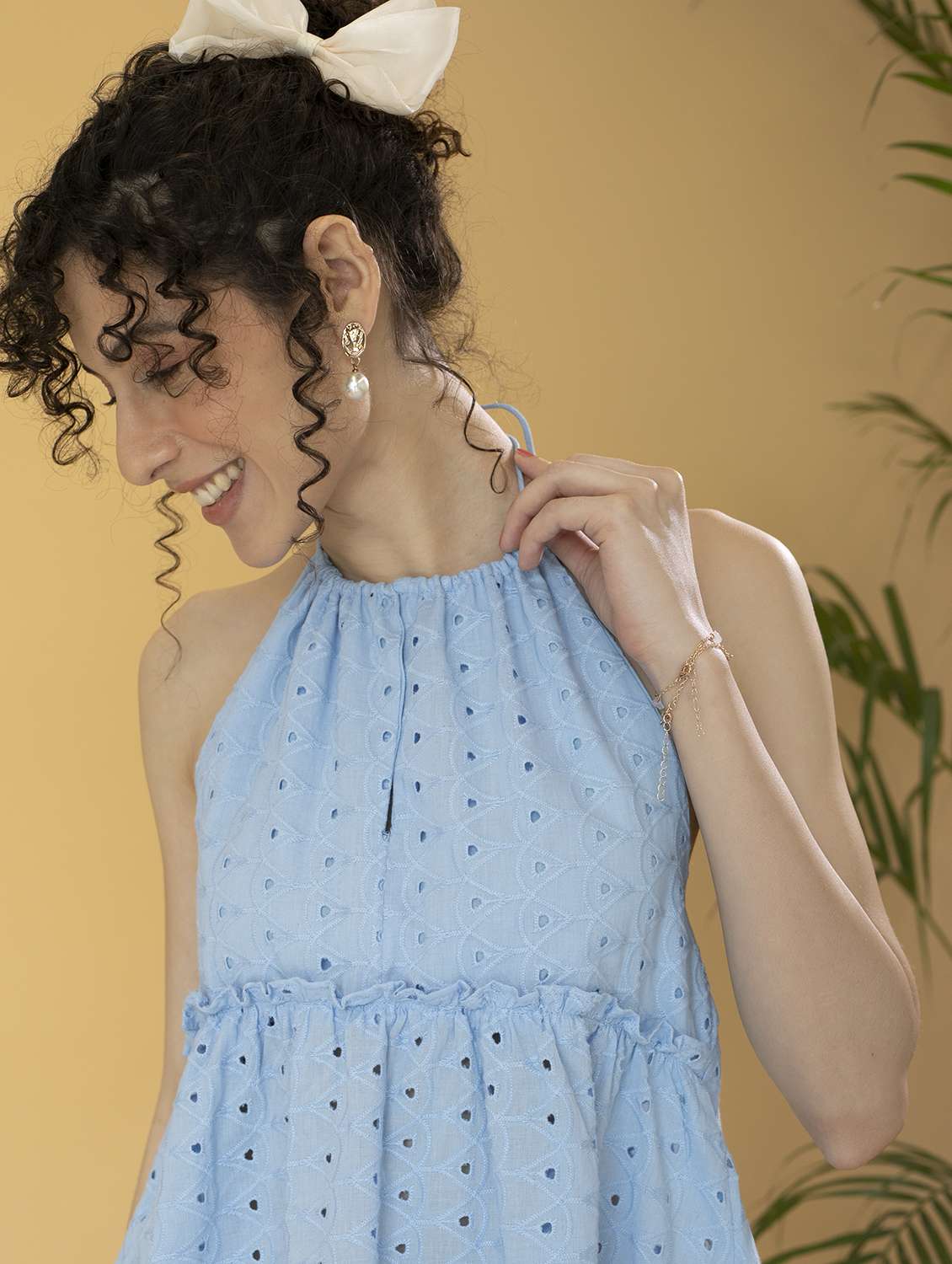 women halter neck backless peplum top - 21295246 -  Standard Image - 4