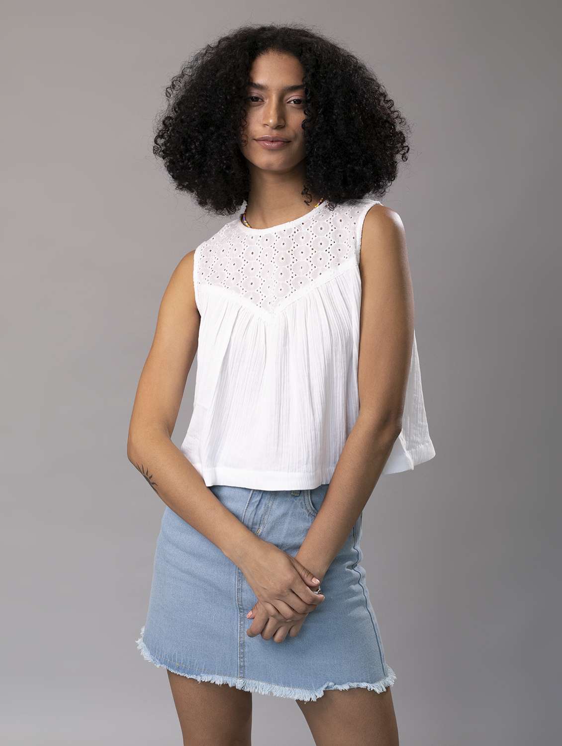 women sleeveless schiffli detailed a line top - 21295249 -  Standard Image - 1