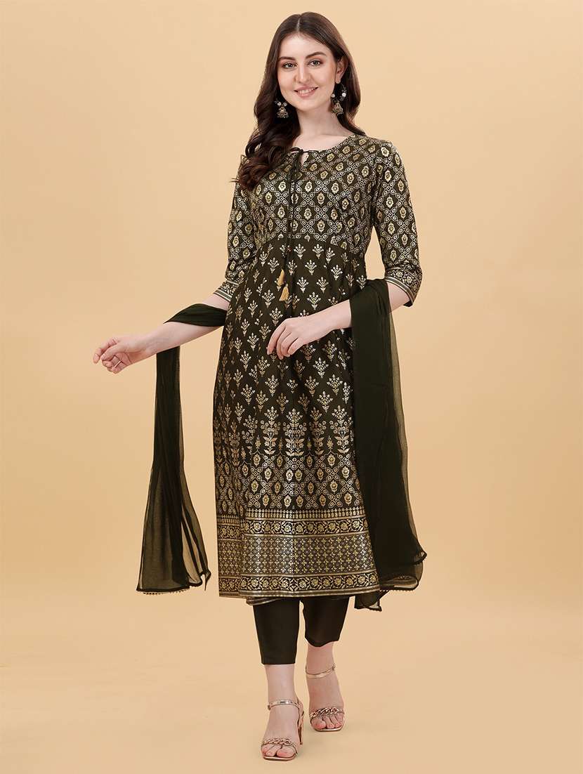 women three quarter sleeve kurta pant with dupatta set
