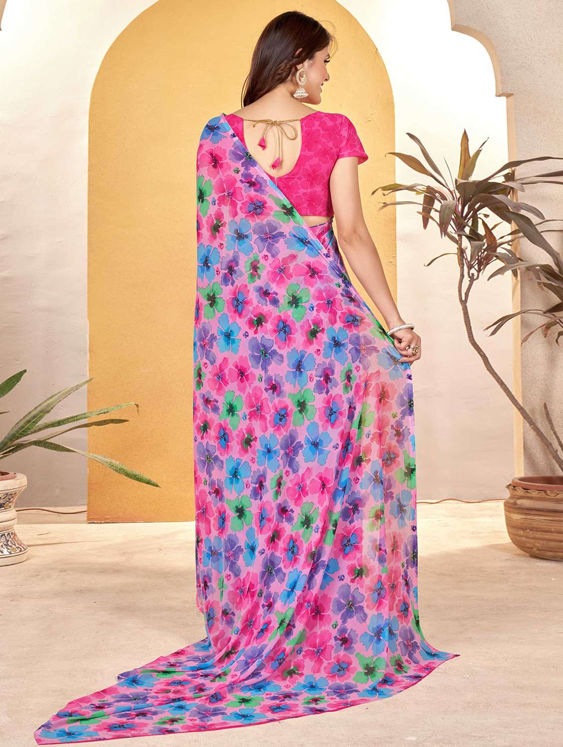 women floral printed saree - 21303710 - Standard Image - 1