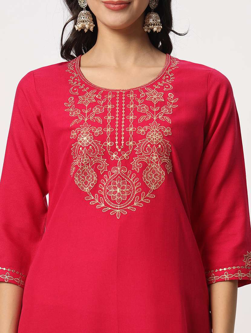 women kurta pant set with dupatta - 21304170 -  Standard Image - 6