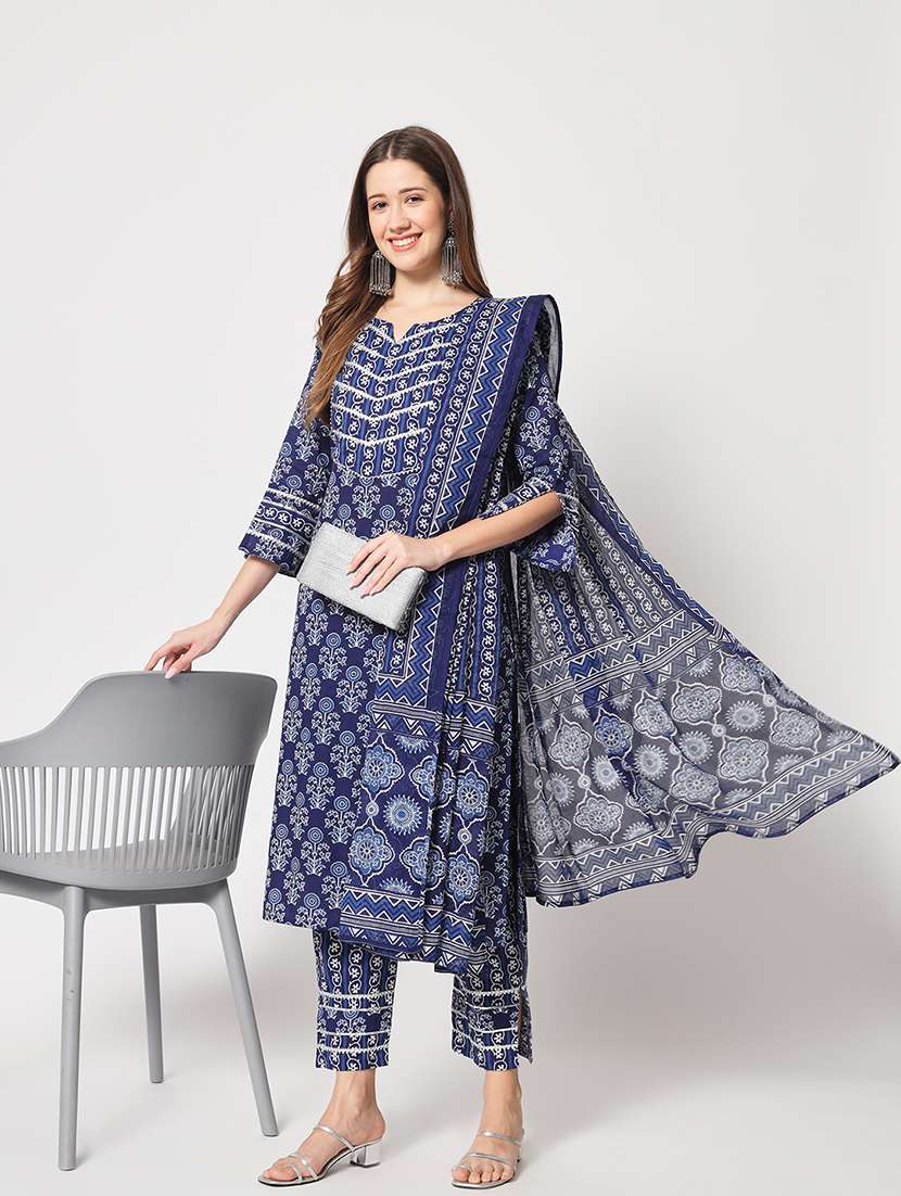 women three quarter sleeve kurta pant with dupatta set - 21304177 -  Standard Image - 1