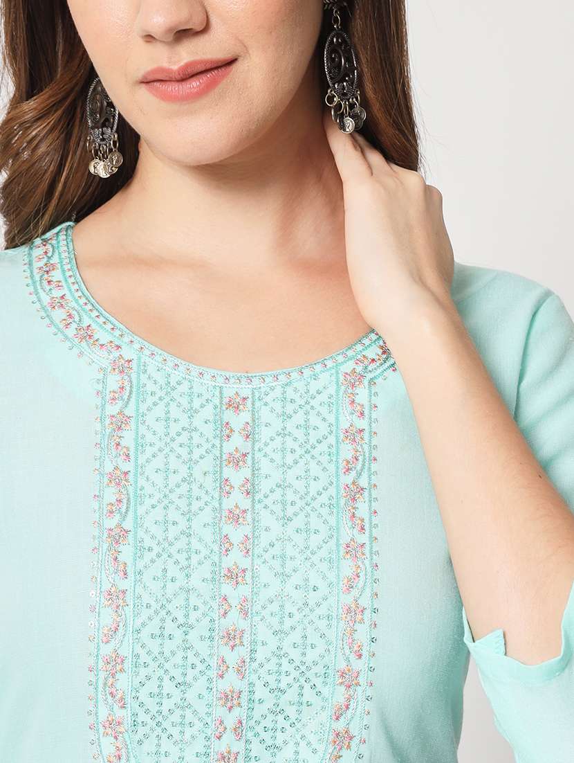 women kurta pant set with dupatta - 21304182 -  Standard Image - 6