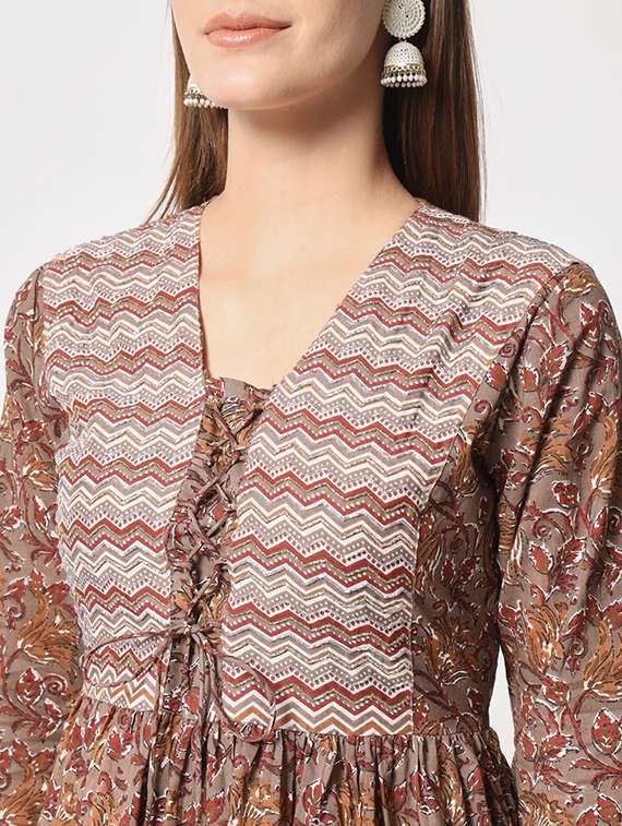 women brown three quarter sleeve kurta pant set - 21304202 - Standard Image - 6