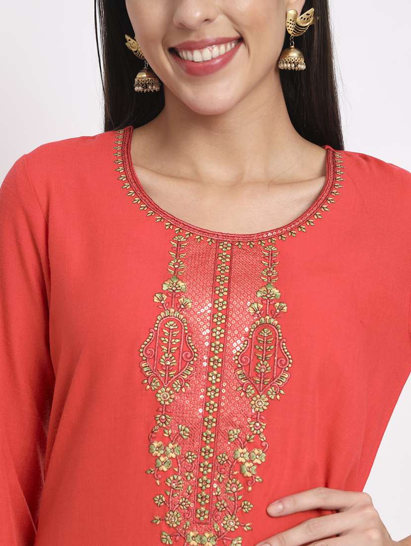 women kurta pant set with dupatta - 21304217 - Standard Image - 6