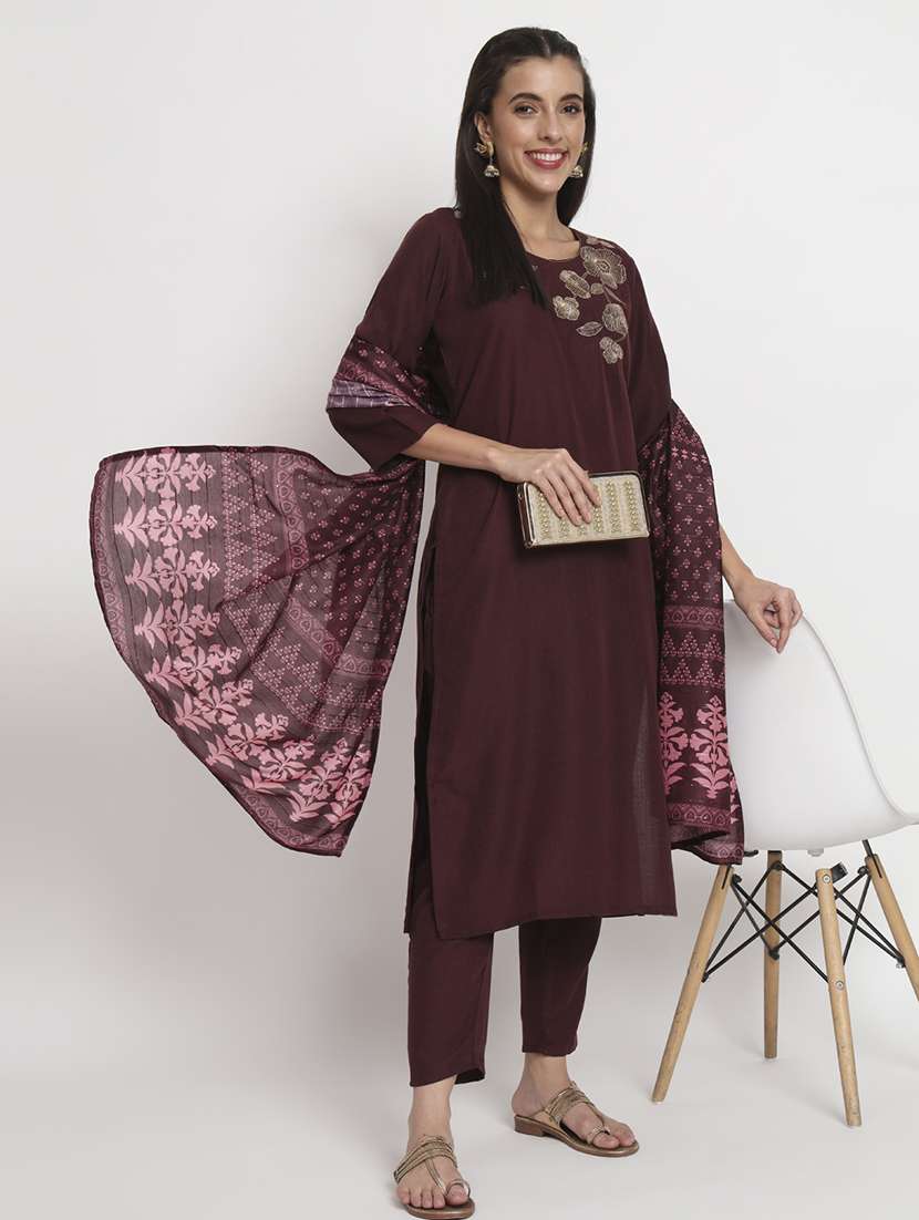 women three quarter sleeve kurta pant with dupatta set - 21304218 - Standard Image - 1