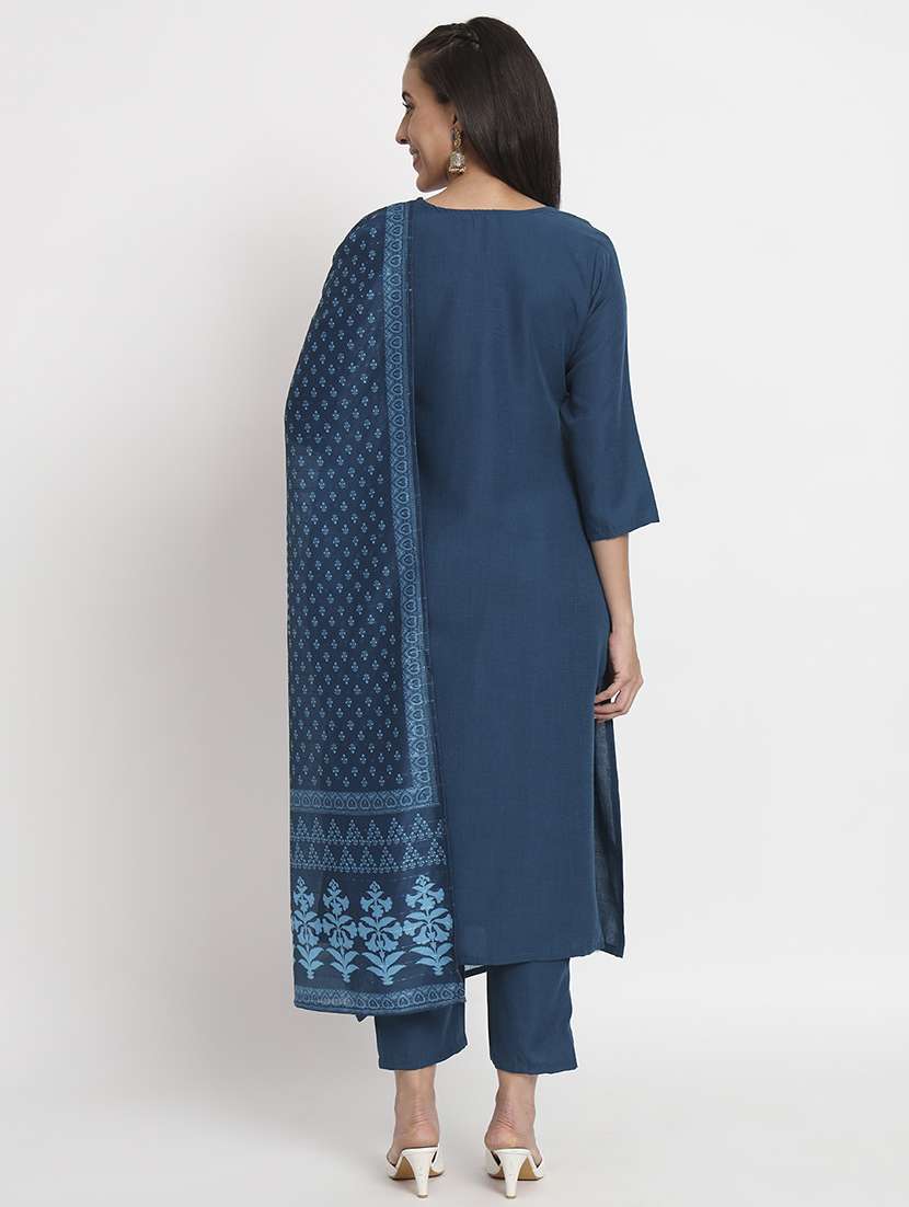 women kurta pant set with dupatta - 21304219 - Standard Image - 4