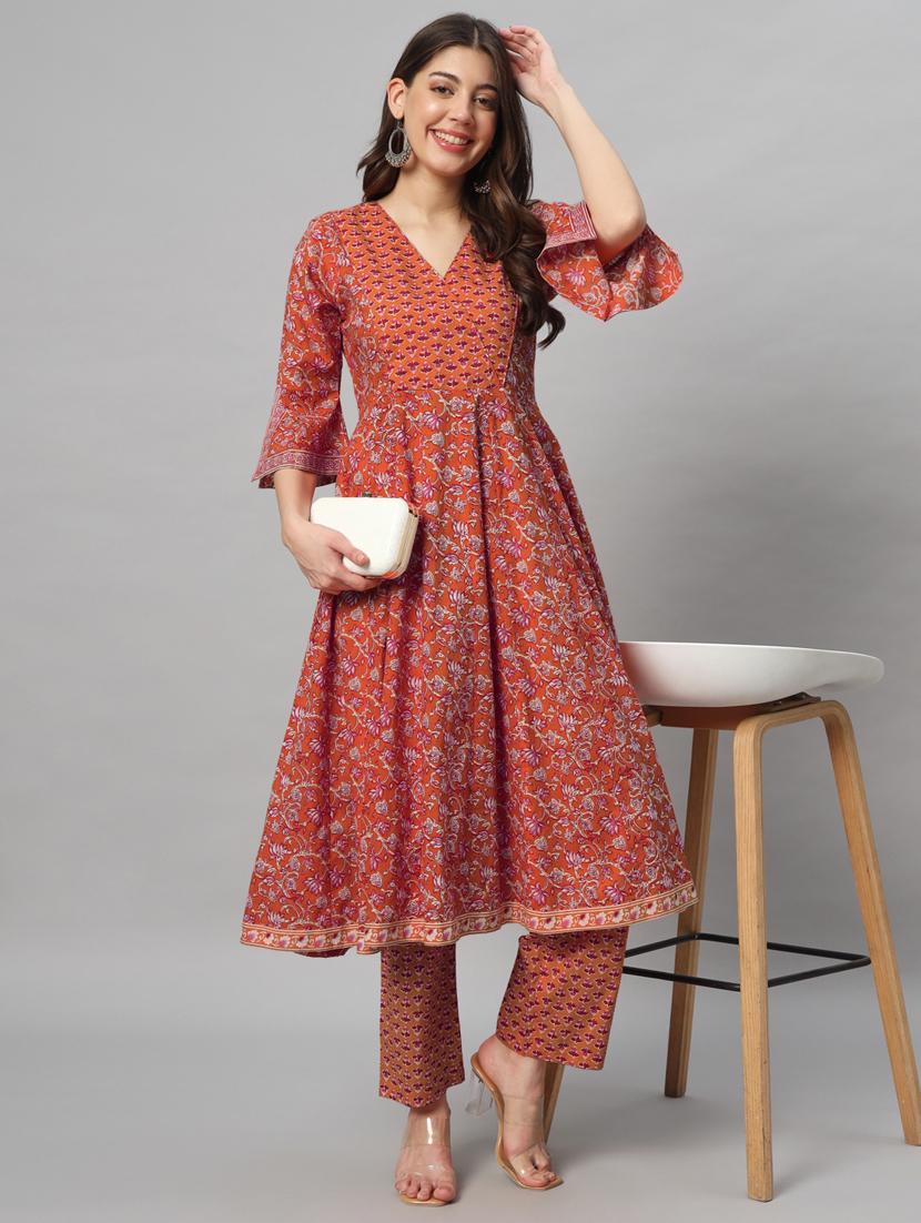 women orange floral printed kurta pant set - 21304261 - Zoom Image - 0