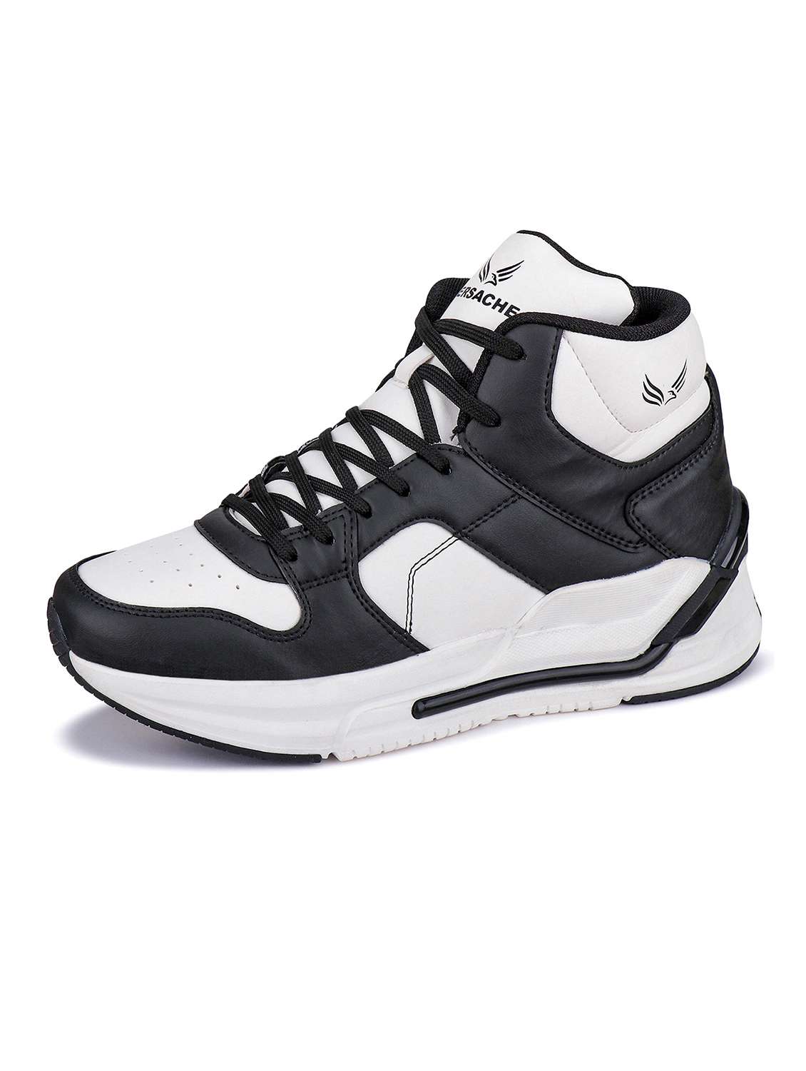 men lace up sneakers