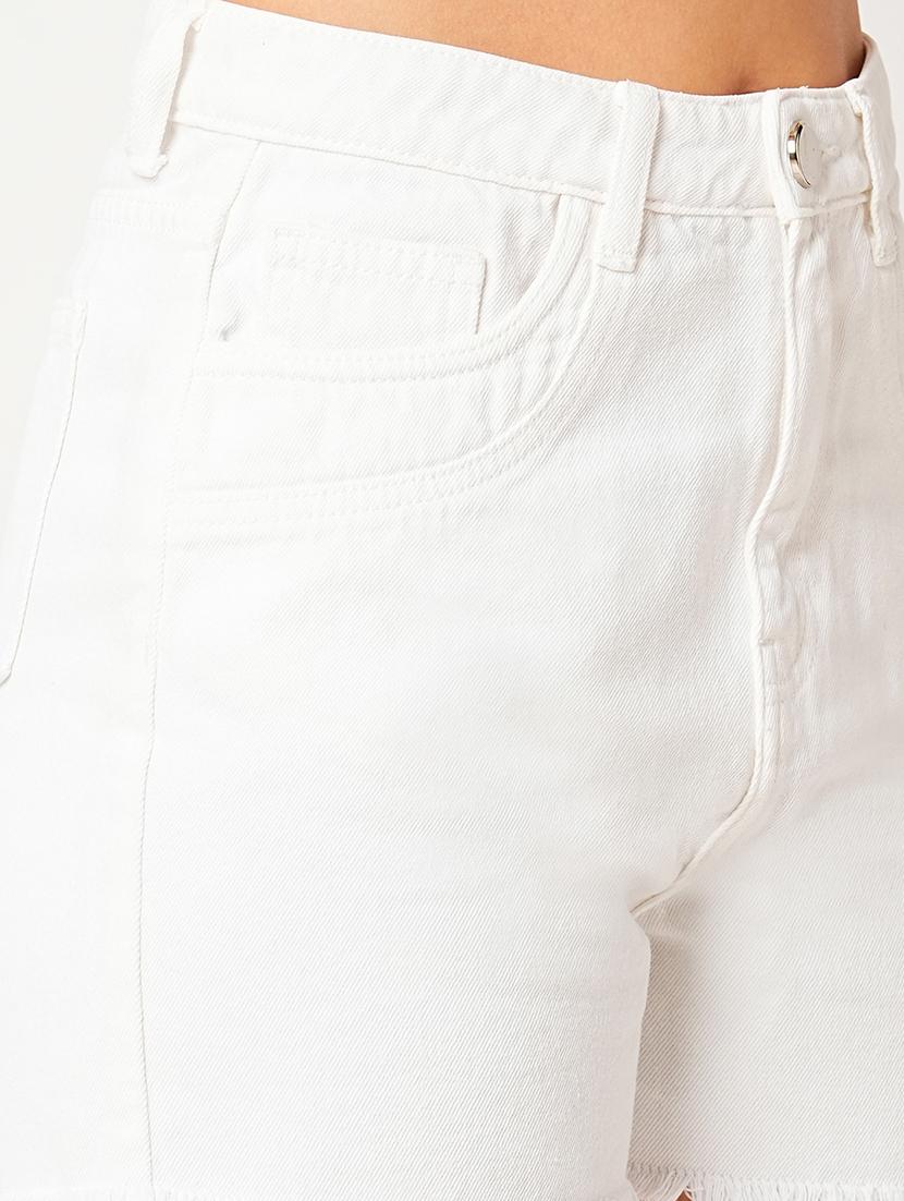 white solid regular short - 21305213 - Standard Image - 4