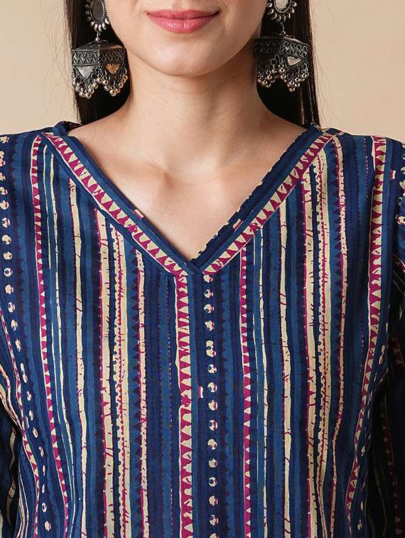 globus women blue allover geometric stripe printed straight workwear kurta with palazzos set - 21305285 -  Standard Image - 4
