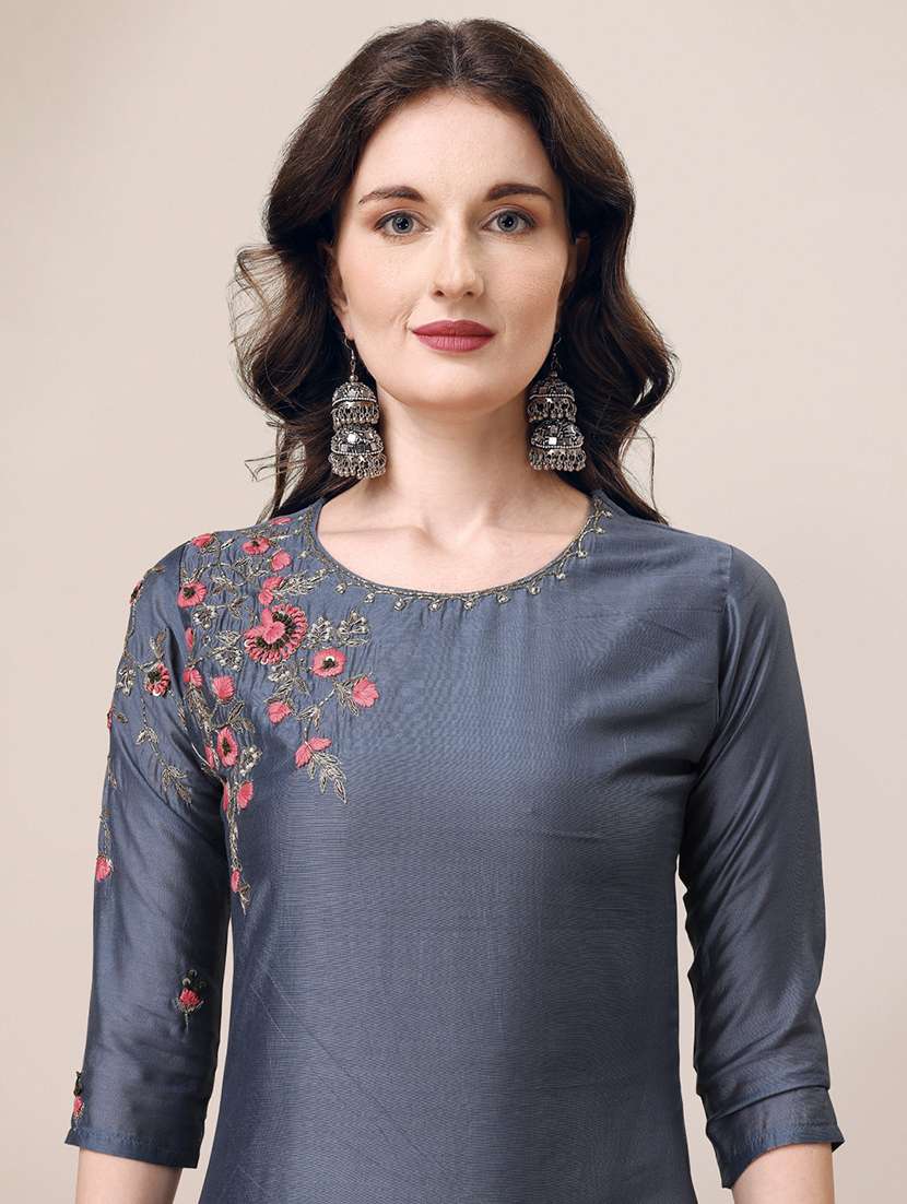 women kurta pant set with dupatta - 21308886 -  Standard Image - 4