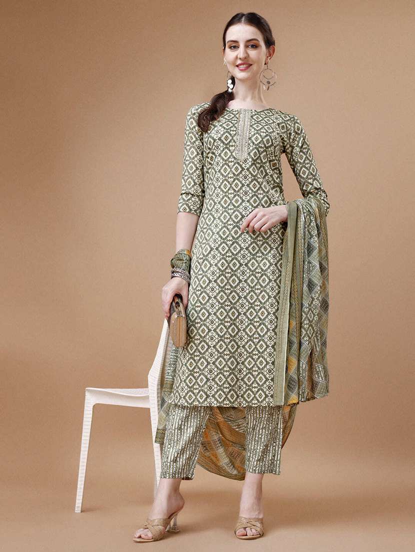 women green kurta dupatta set