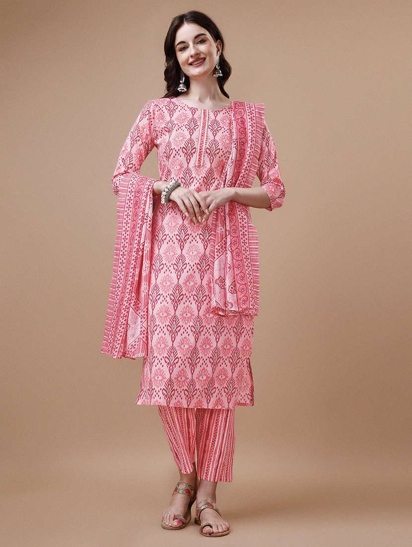 women kurta pant set with dupatta