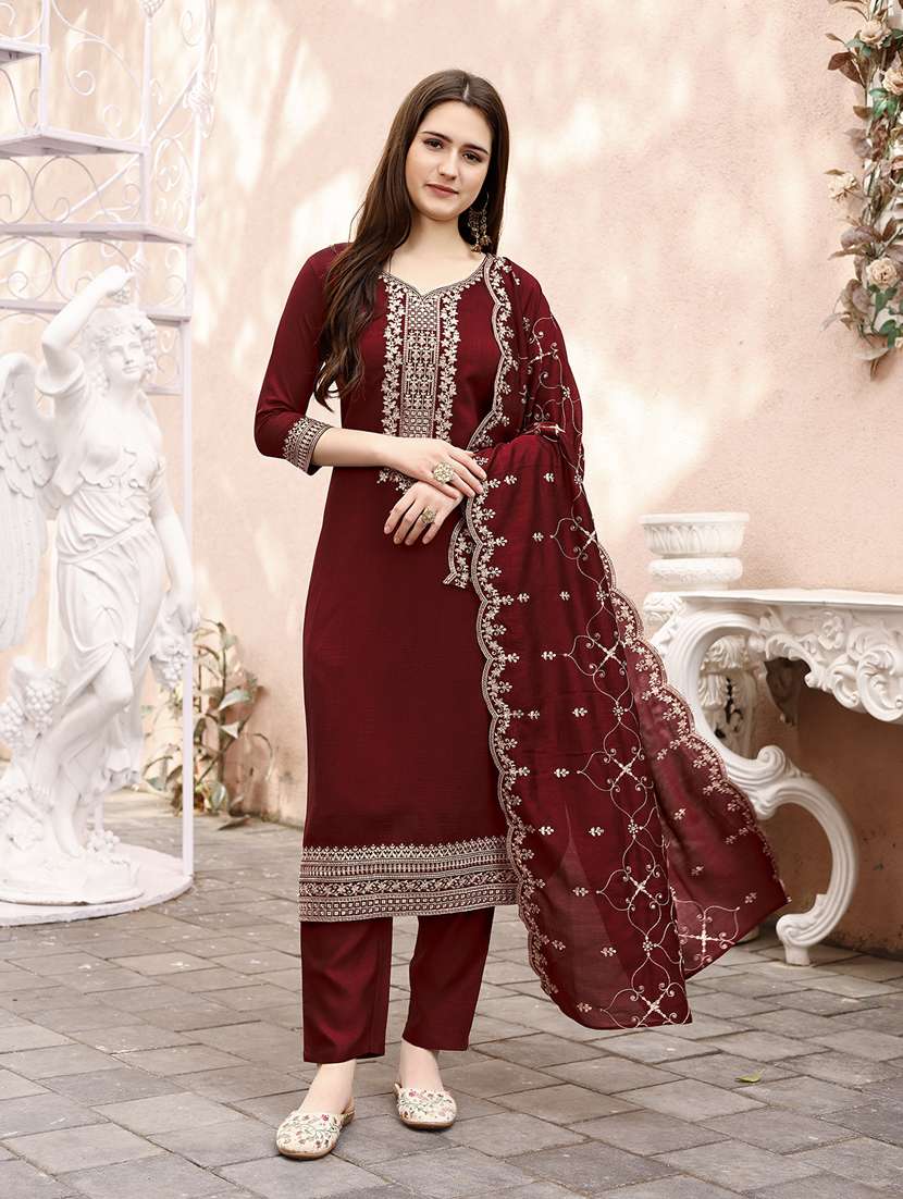 women three quarter sleeve kurta pant with dupatta set