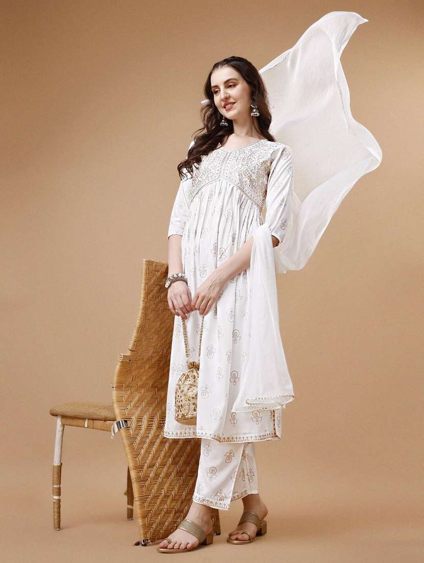 women kurta pant set with dupatta - 21309193 -  Standard Image - 1