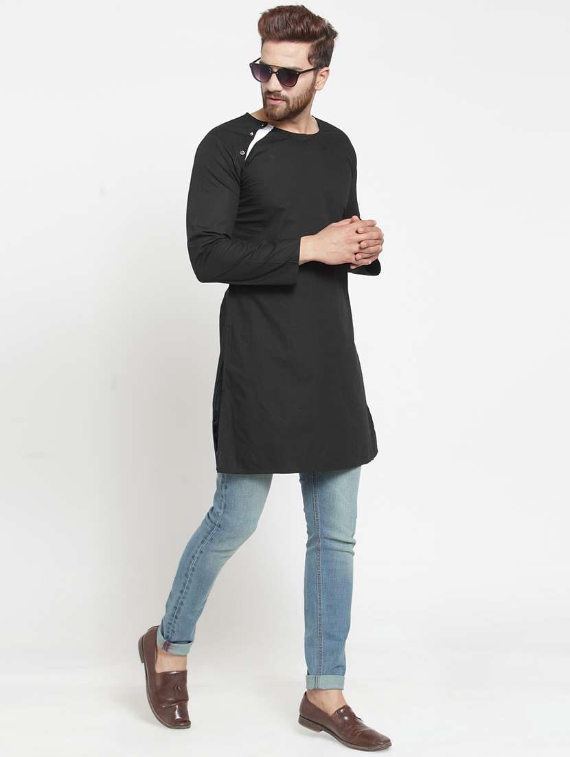 men solid round neck long kurta - 21311894 - Zoom Image - 0