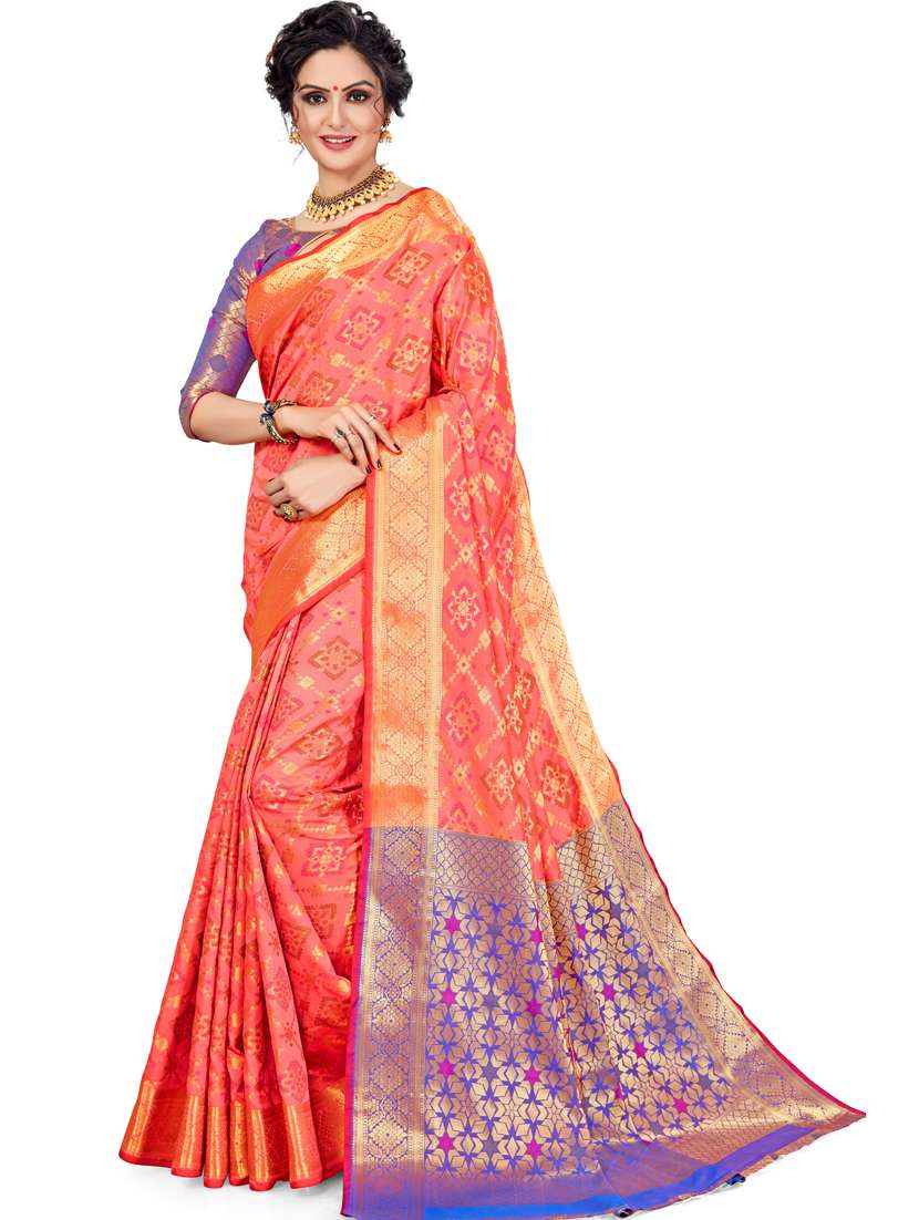 women self design banarasi saree with blouse