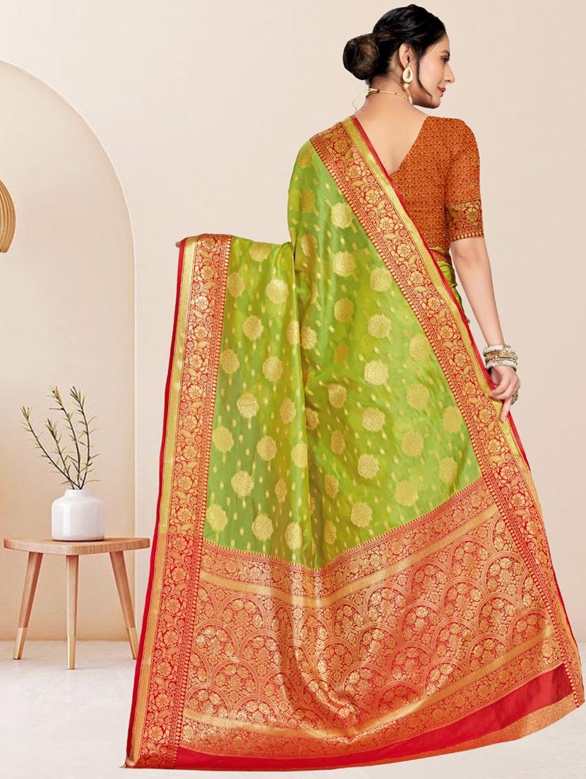 women self design banarasi saree with blouse - 21318134 - Standard Image - 1