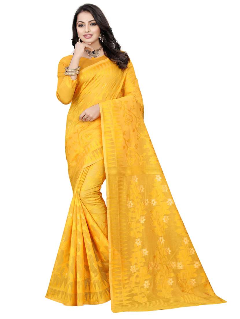 women self design handloom saree with blouse