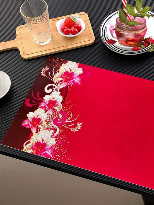 Rectangular Pack Of 6 Table Placemat (Red , Pvc)