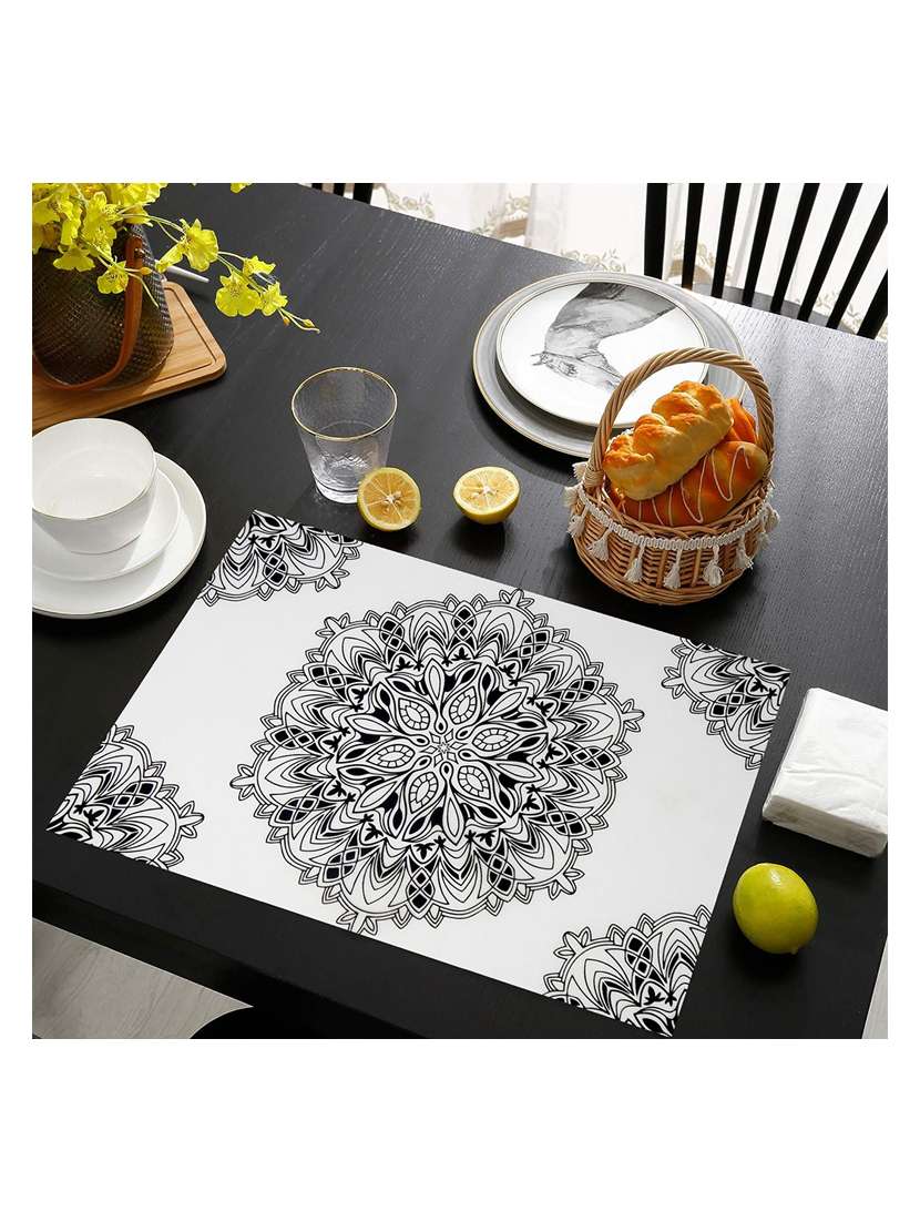 rectangular pack of 6 table placemat (white , black, pvc) - 21319093 -  Standard Image - 1