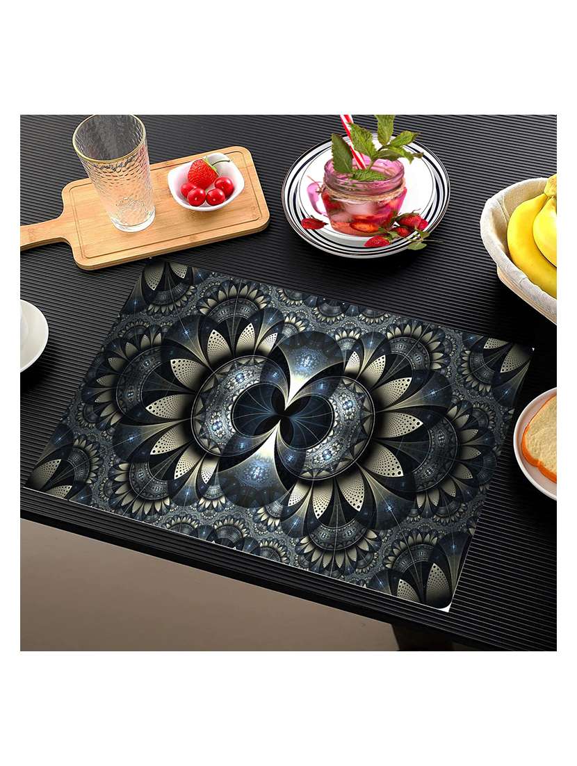 rectangular pack of 6 table placemat (black, pvc) - 21319105 -  Standard Image - 1