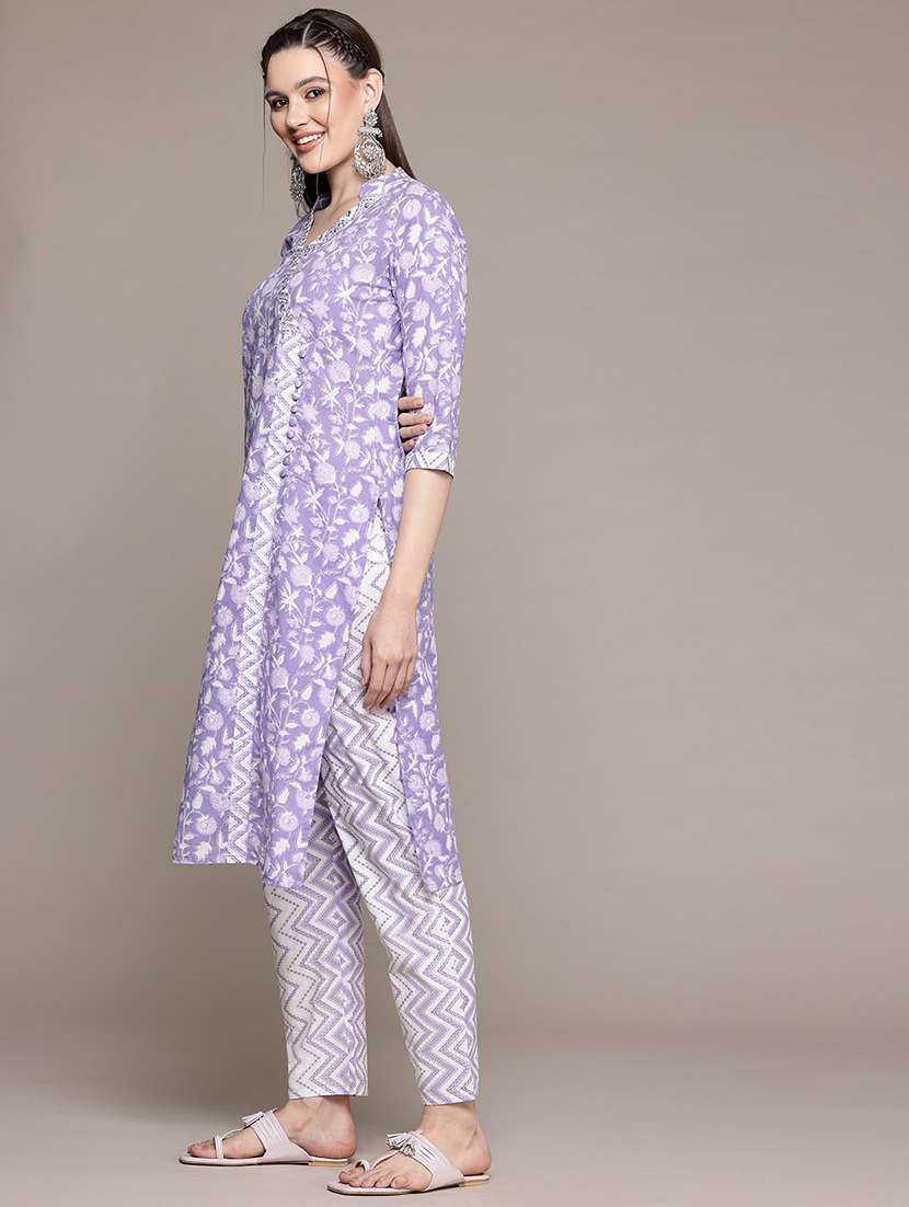 women three quarter sleeve kurta pant with dupatta set - 21320647 - Standard Image - 1