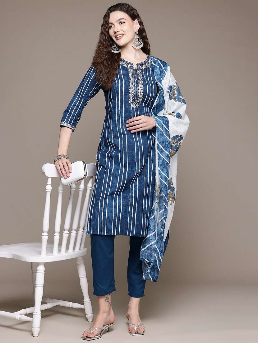 women three quarter sleeve kurta pant with dupatta set - 21320714 -  Standard Image - 1