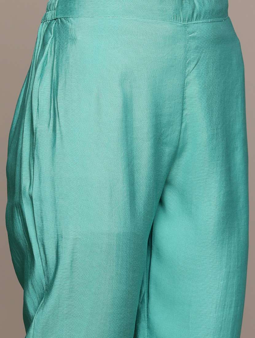 women embroidered notch neck kurta pant set - 21320737 -  Standard Image - 6