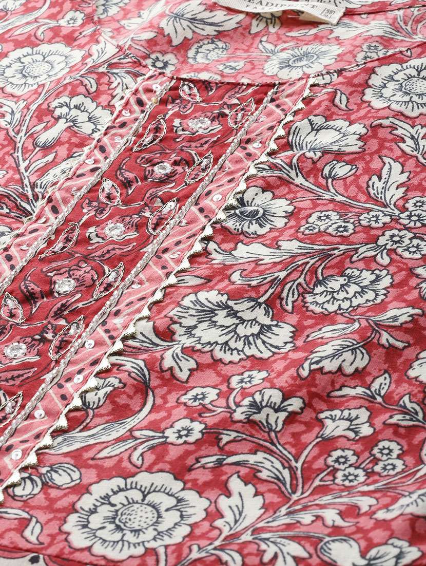 maroon printed flared ethnic dress - 21320778 -  Standard Image - 4