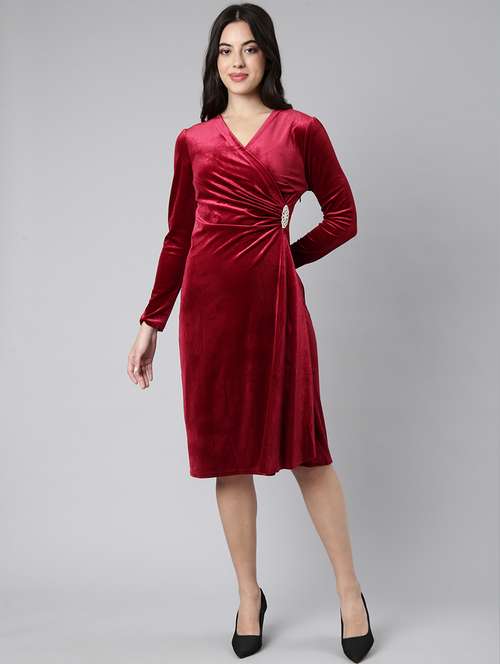 women burgundy velvet a-line dress - 21325489 - Standard Image - 0