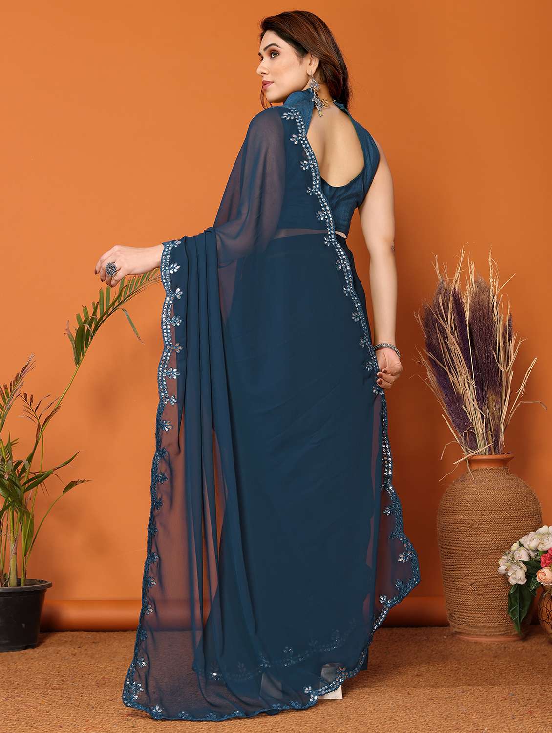 women solid with work saree with blouse - 21326031 -  Standard Image - 1