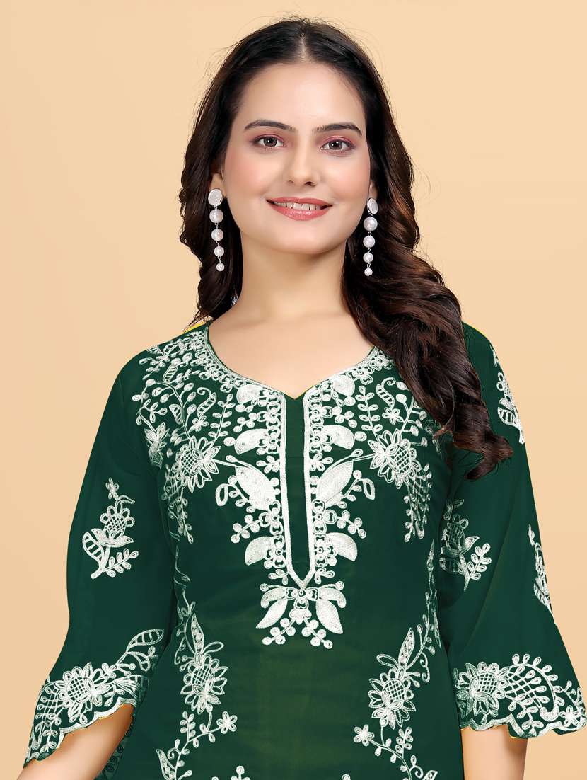 women embroidered kurta pant set - 21328778 -  Standard Image - 4